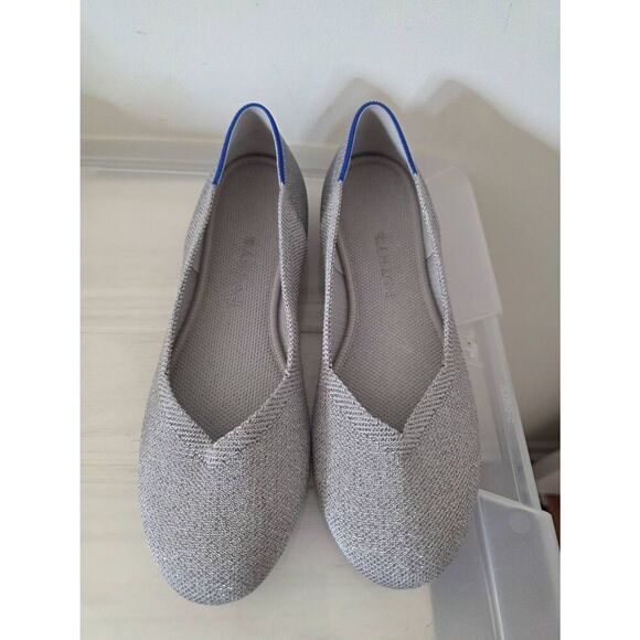 Rothy’s Silver Round Toe Retired Flat 8.5 - Picture 1 of 8